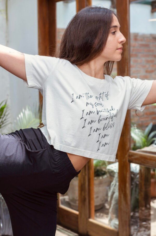 CAMISETA CROPPED I AM - Image 4