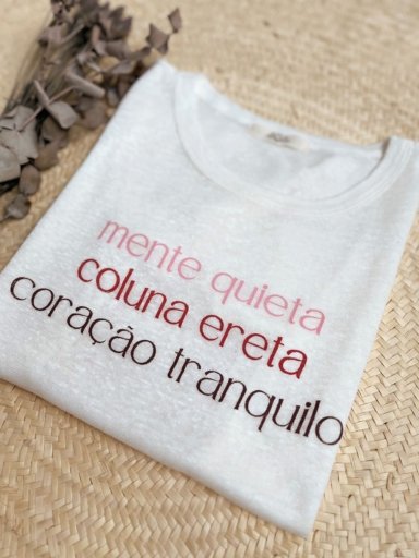 CAMISETA LINHO MENTE QUIETA