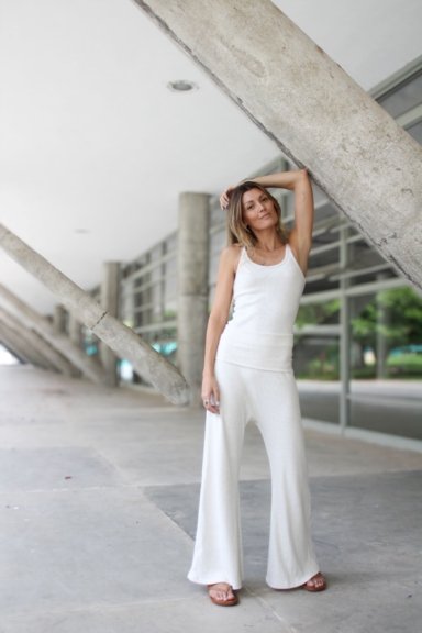 CALÇA FLARE NATURAL