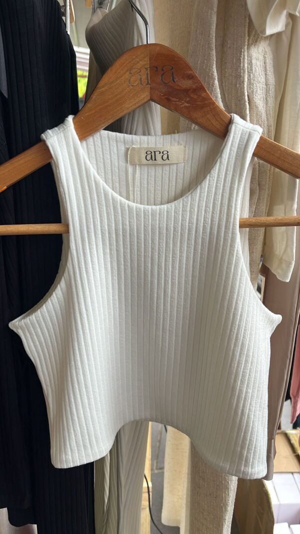 TOP COLAR OFF WHITE